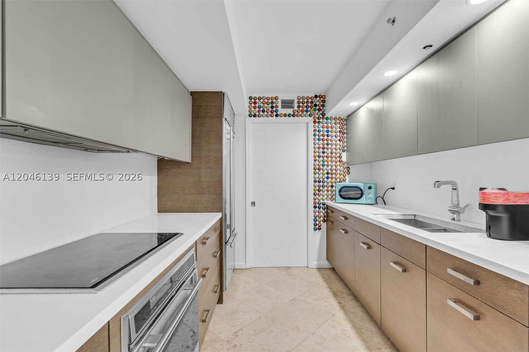 6917 Collins Ave 404