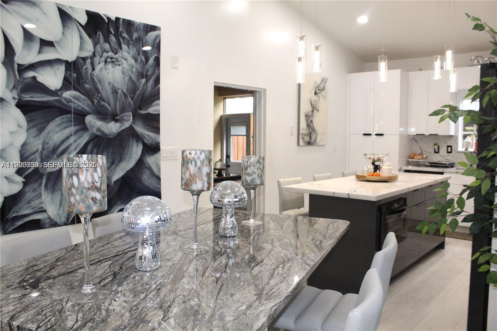 VENTURA AT MALIBU BAY - Residential