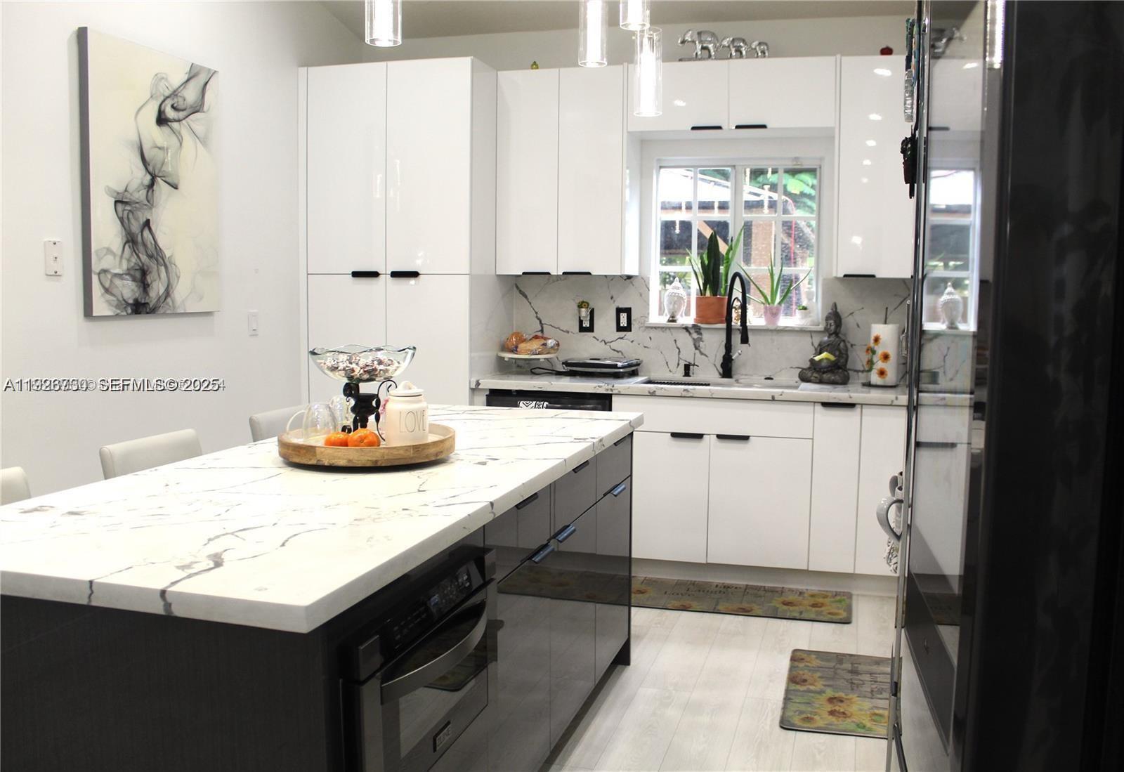 VENTURA AT MALIBU BAY - Residential