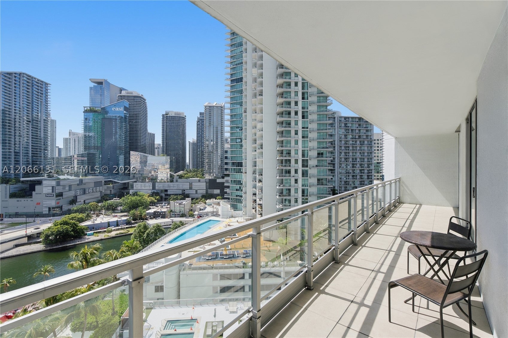 90 SW 3rd St 1801