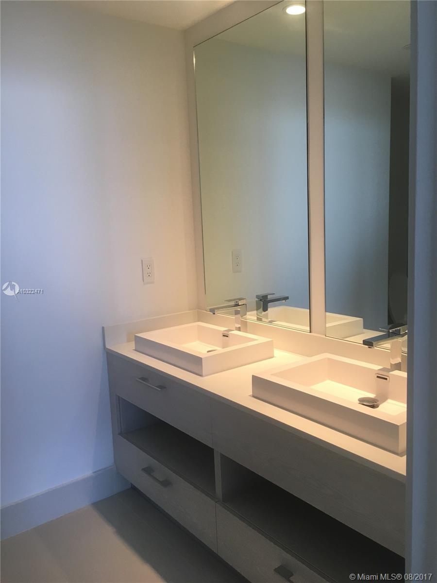 BRICKELL HEIGHTS EAST CON - Residential Lease
