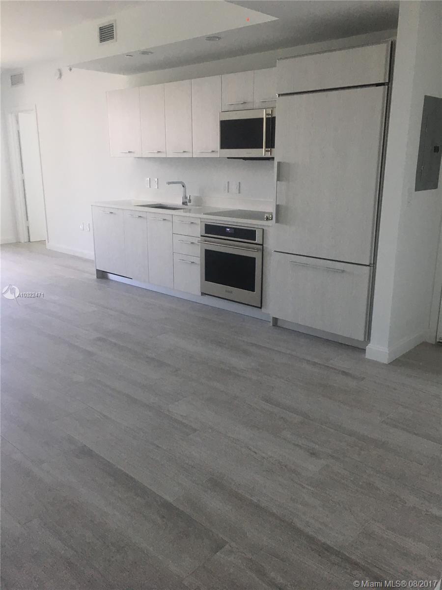 BRICKELL HEIGHTS EAST CON - Residential Lease