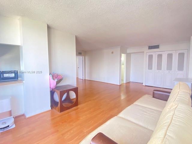 PLAZA OF AMERICAS CONDO - Residential