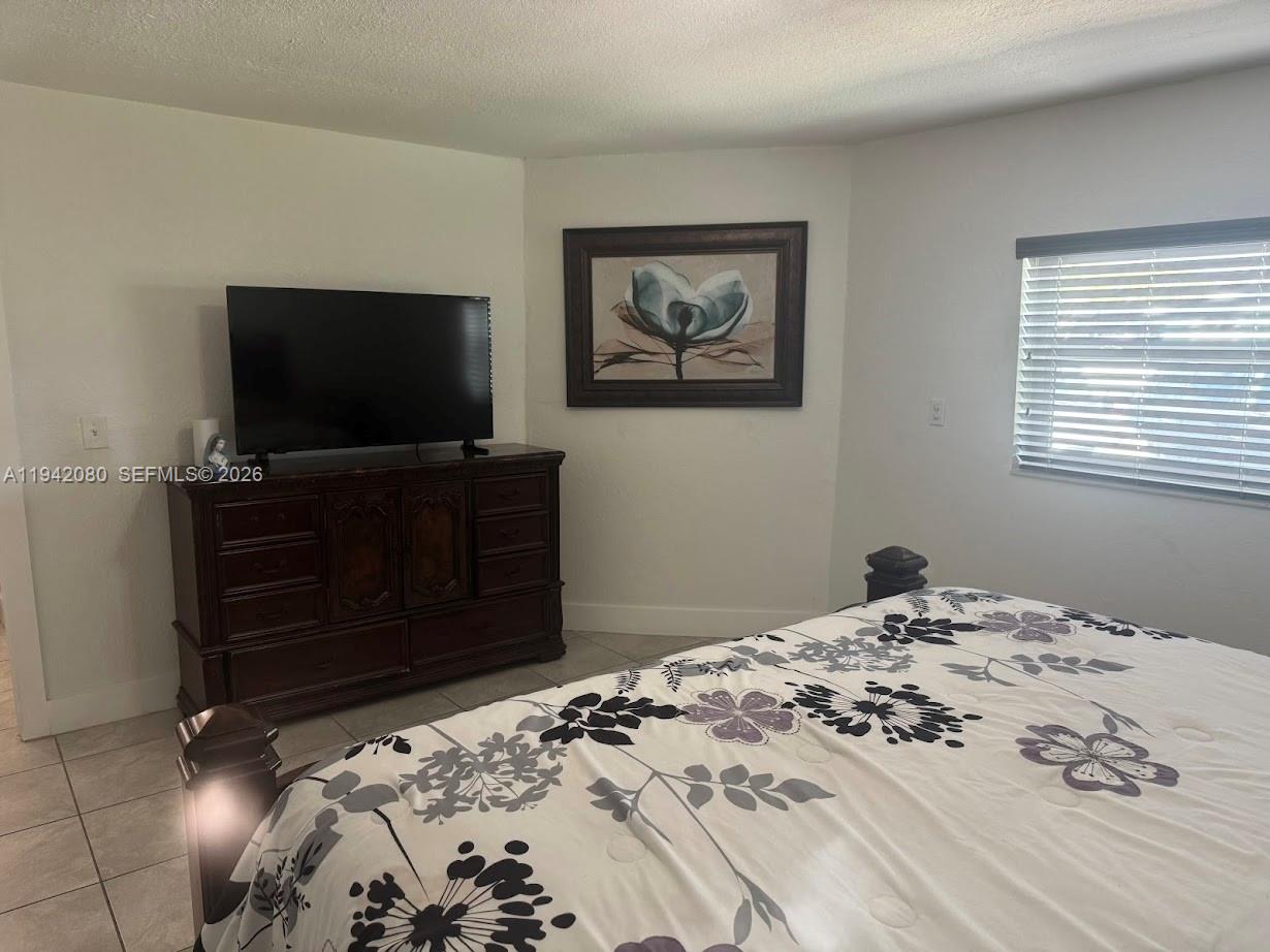 MANOR GARDENS ADDN - Residential