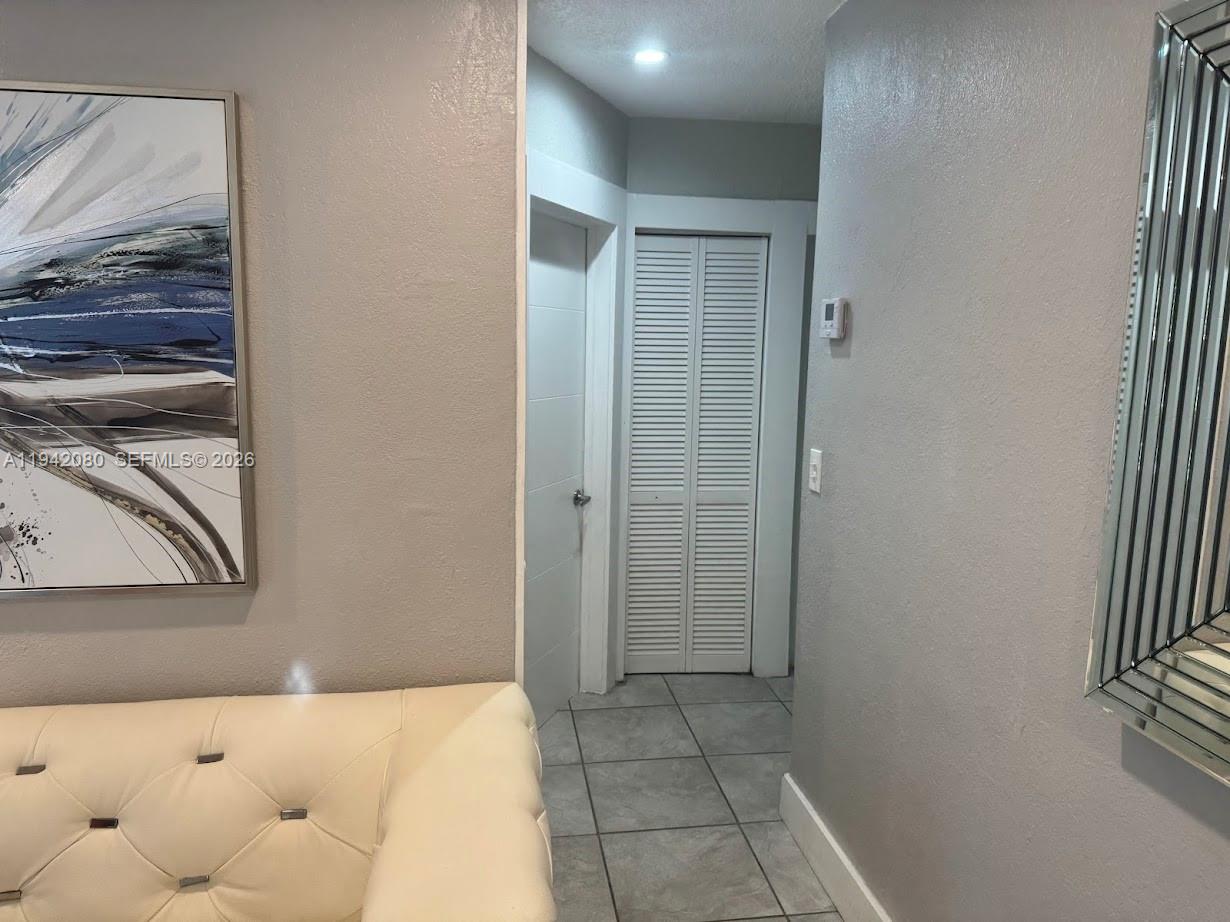 MANOR GARDENS ADDN - Residential