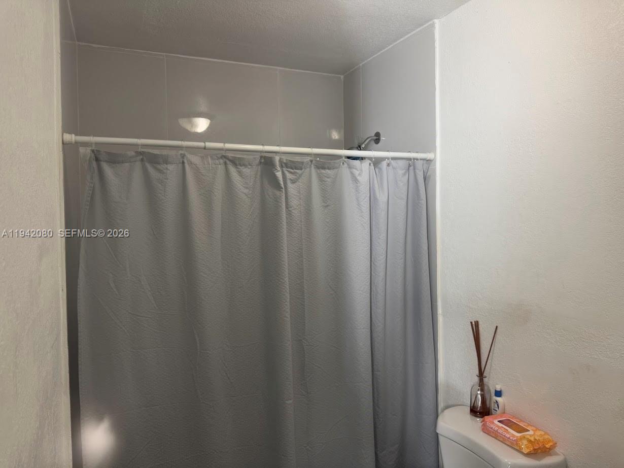 MANOR GARDENS ADDN - Residential