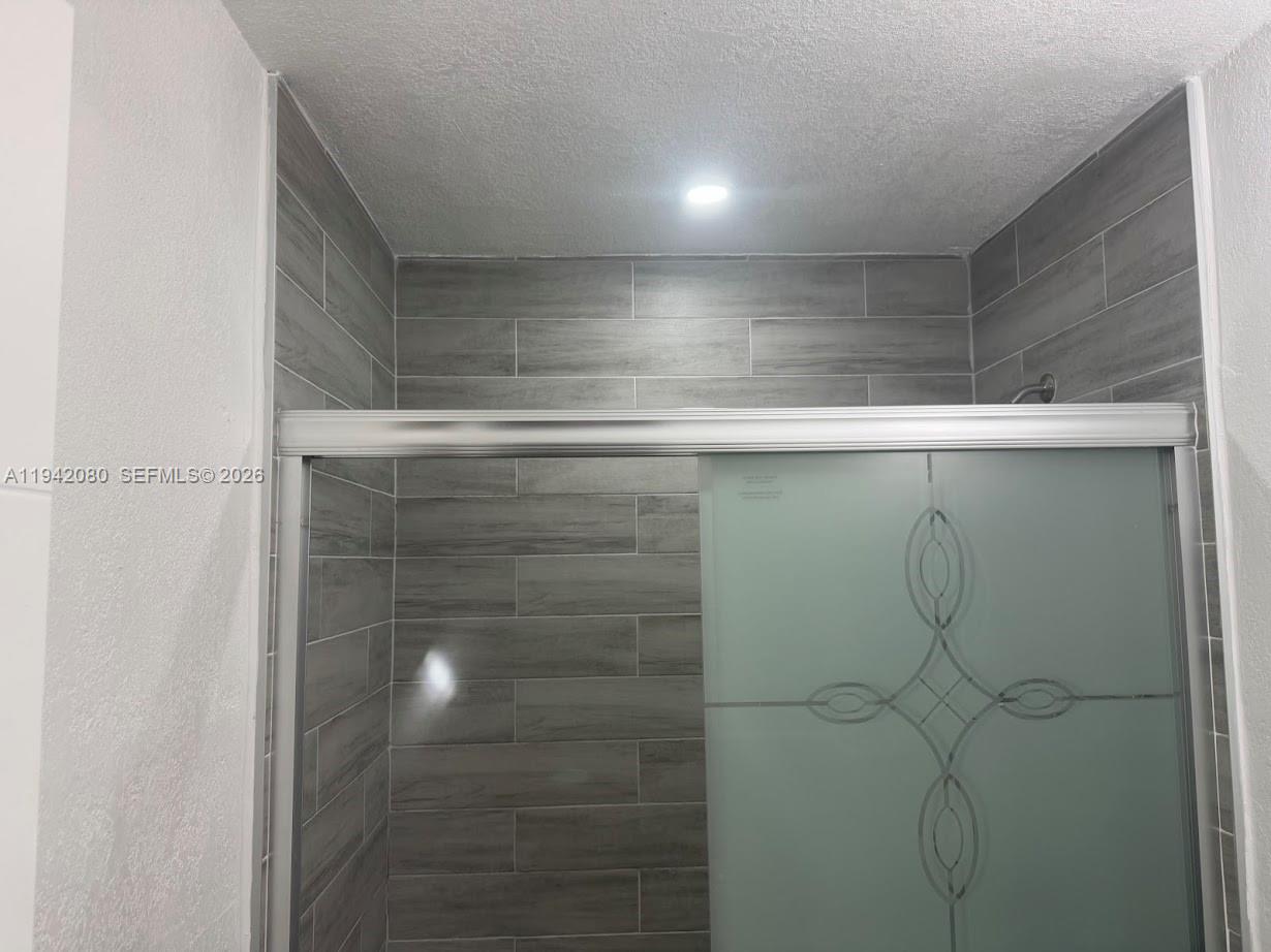 MANOR GARDENS ADDN - Residential