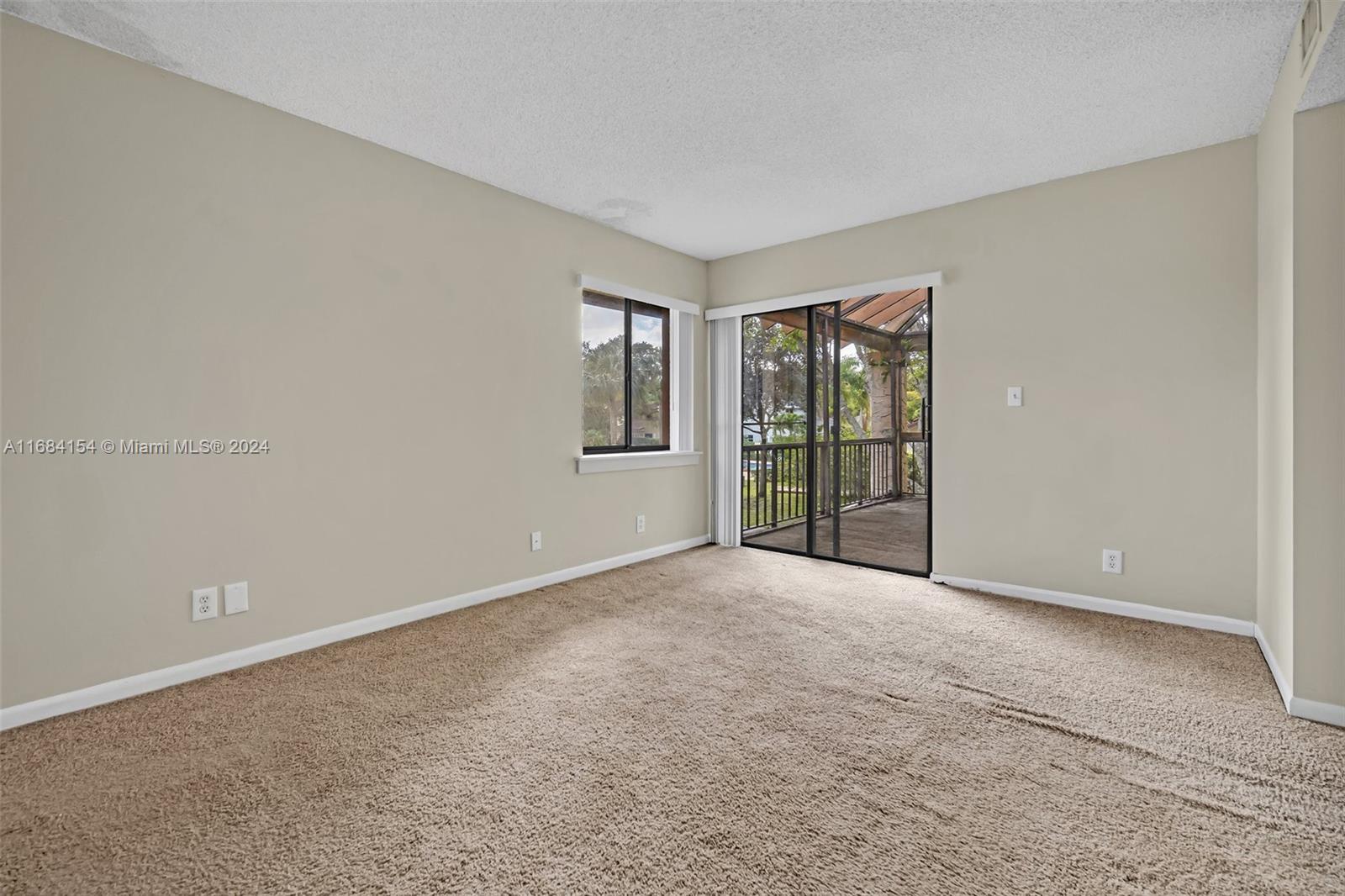 WIMBLEDON AT JACARANDA CO - Residential