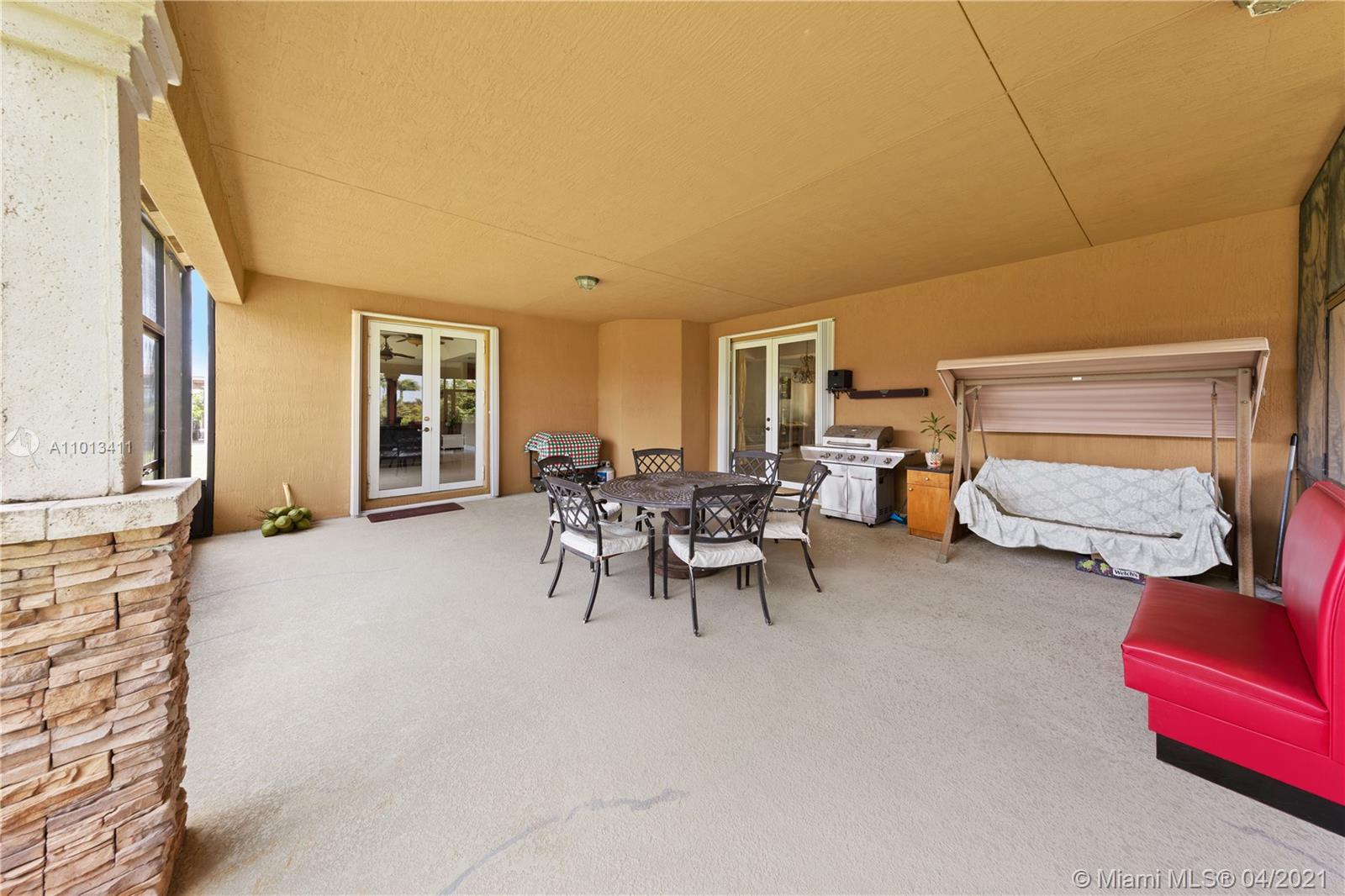 Redland RANCHOS DEL SOL - Residential