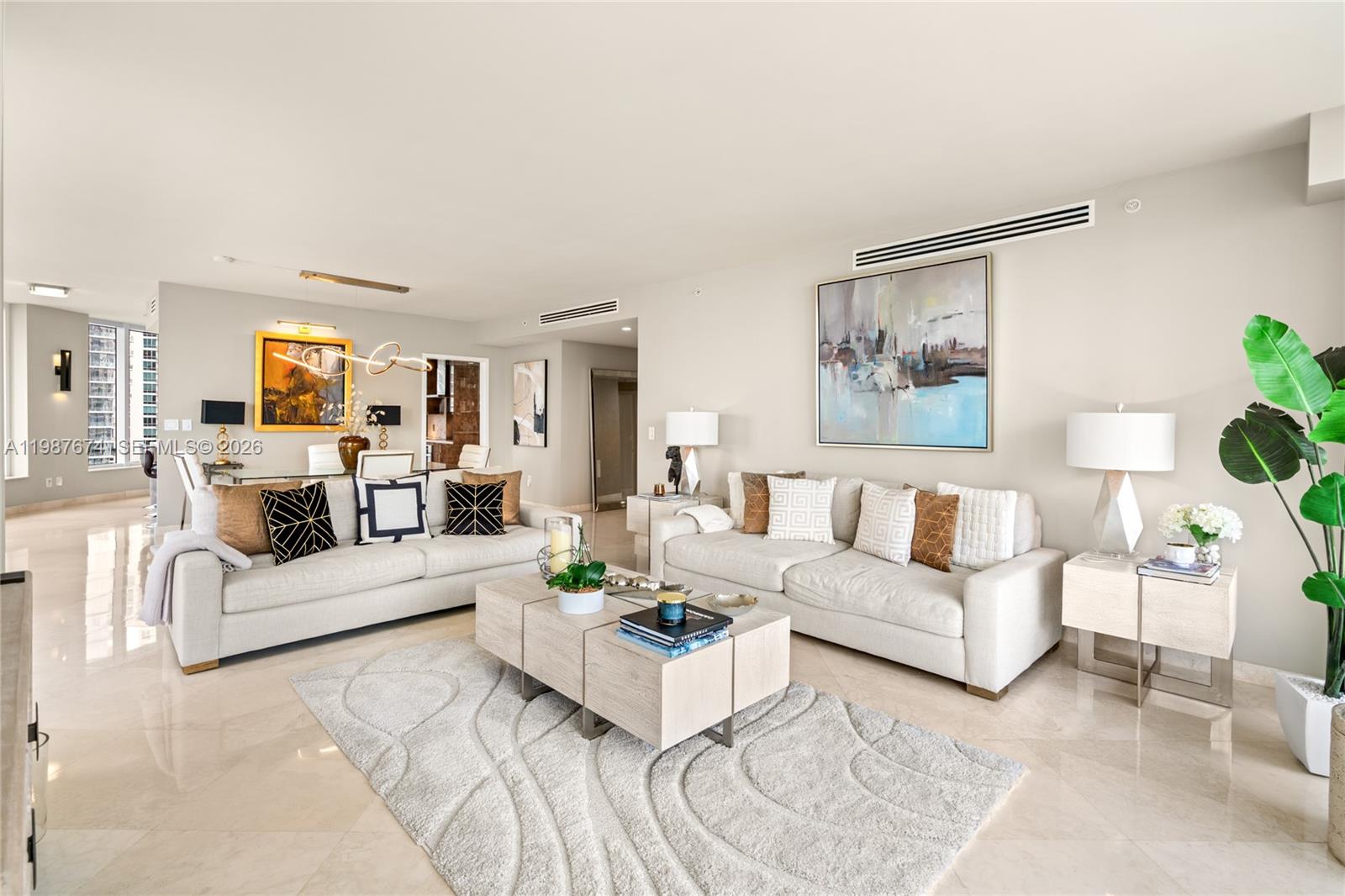 CARBONELL CONDO - Residential