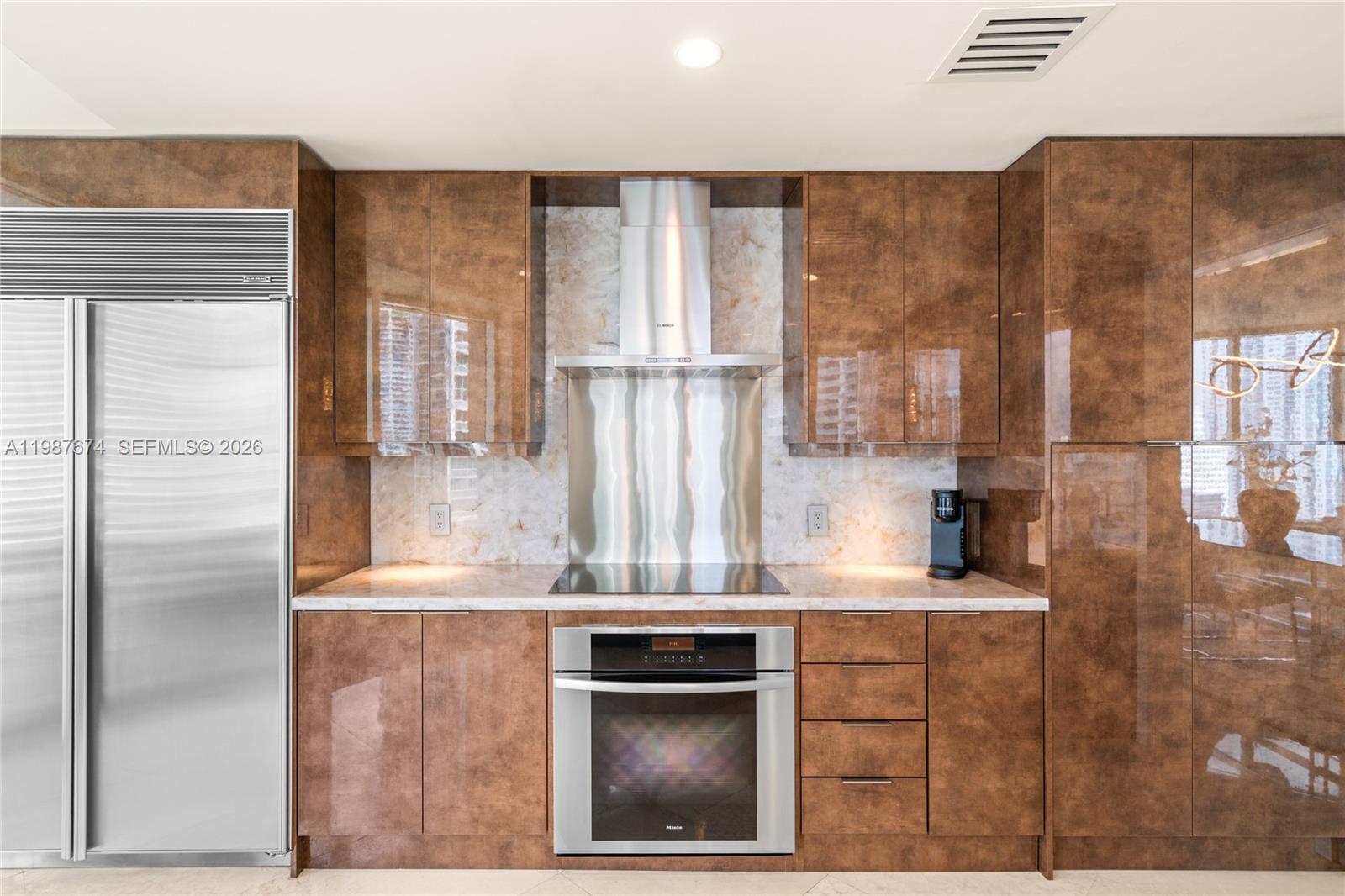 CARBONELL CONDO - Residential