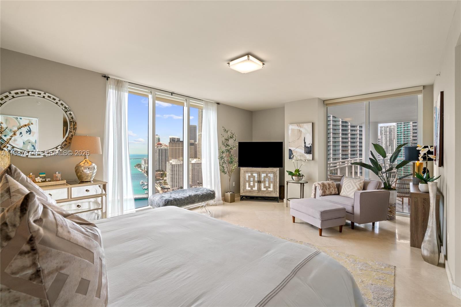 CARBONELL CONDO - Residential