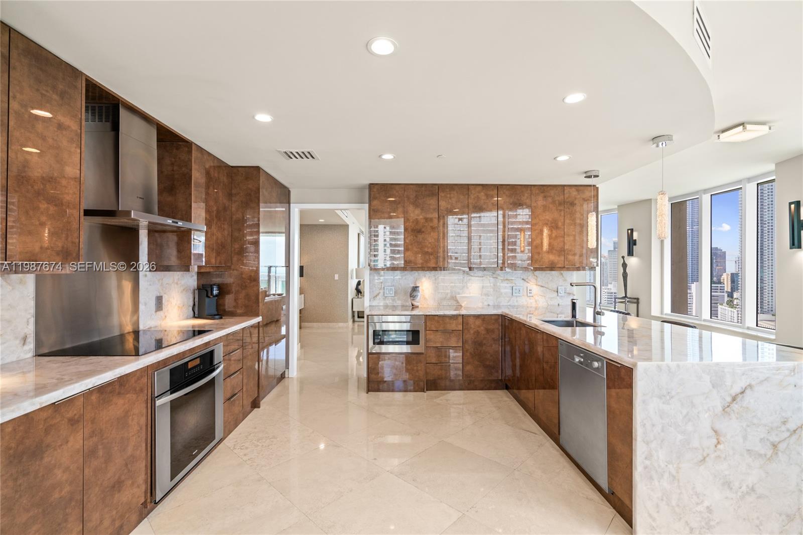 CARBONELL CONDO - Residential