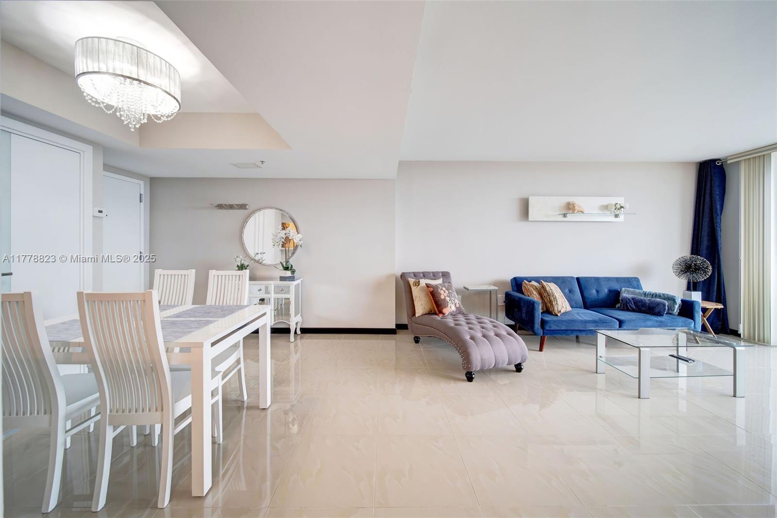 THE FLORIDIAN CONDO - Residential Lease