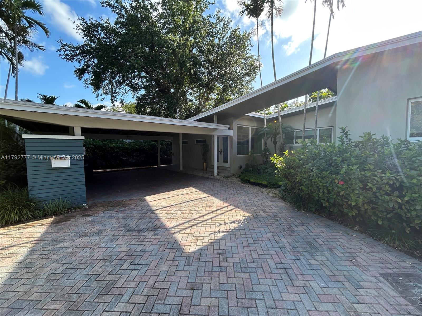 SKY LAKE - Residential