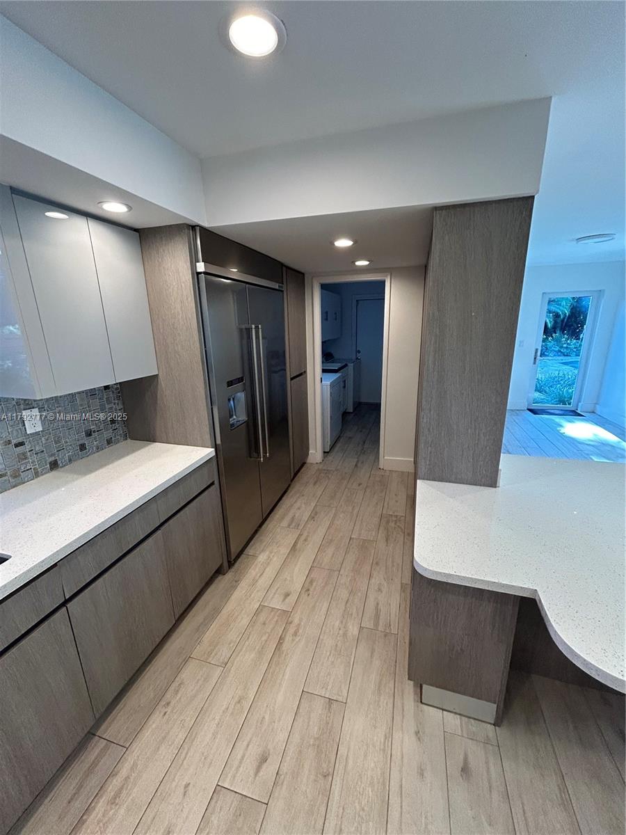 SKY LAKE - Residential