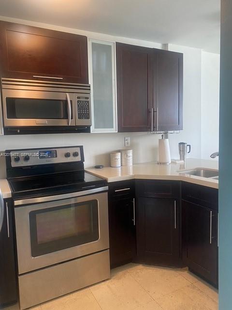 1035 West Ave 502