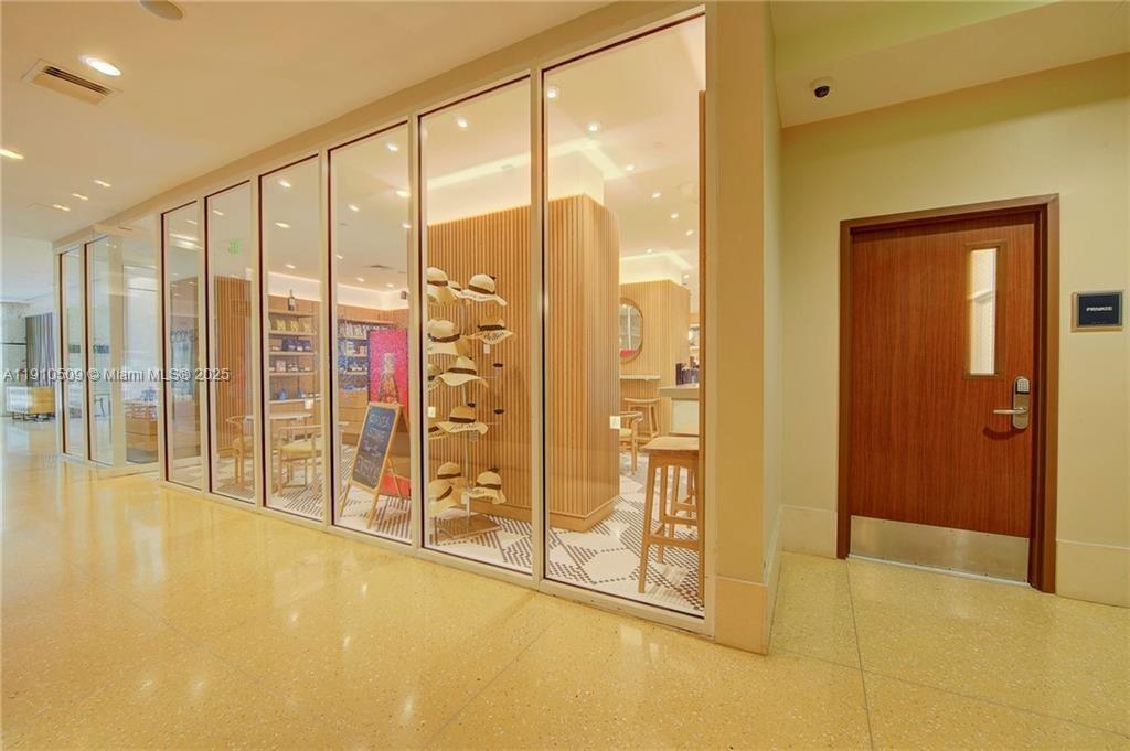 NORTH CARILLON BEACH COND - Residential Lease