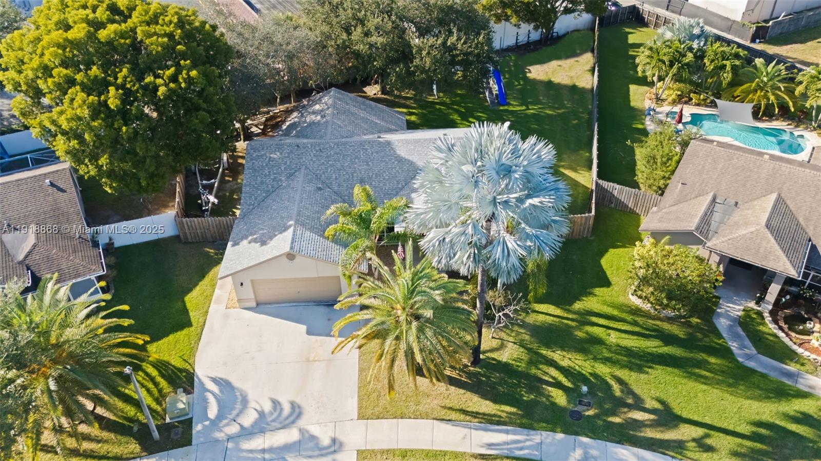 RODEO DRIVE - Residential