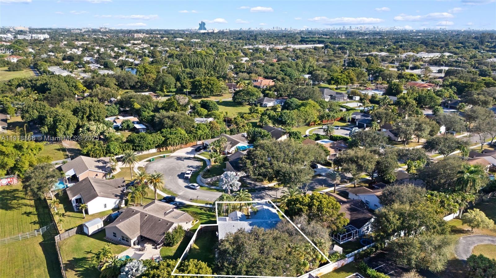 RODEO DRIVE - Residential