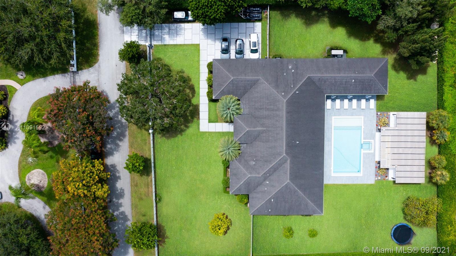 PINE TREE ESTATES - Residential