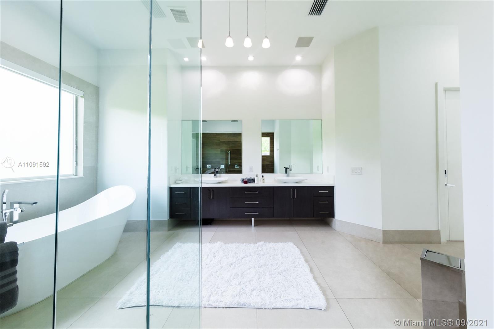 PINE TREE ESTATES - Residential