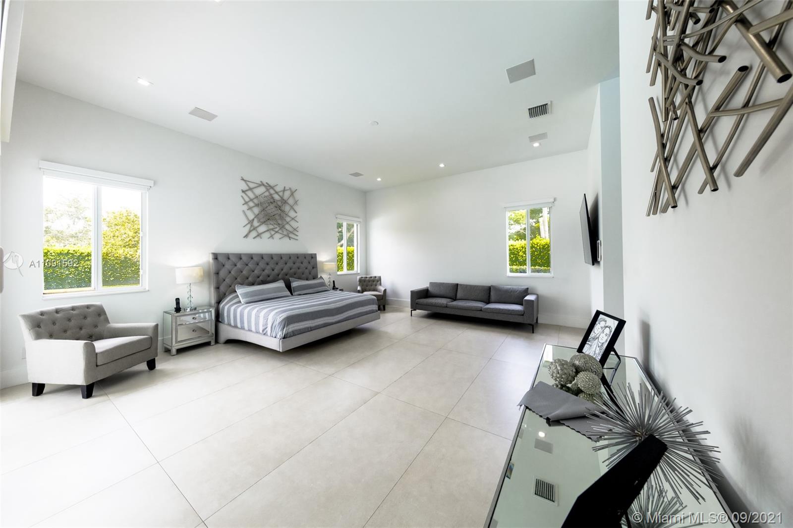 PINE TREE ESTATES - Residential