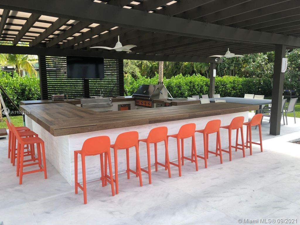 PINE TREE ESTATES - Residential