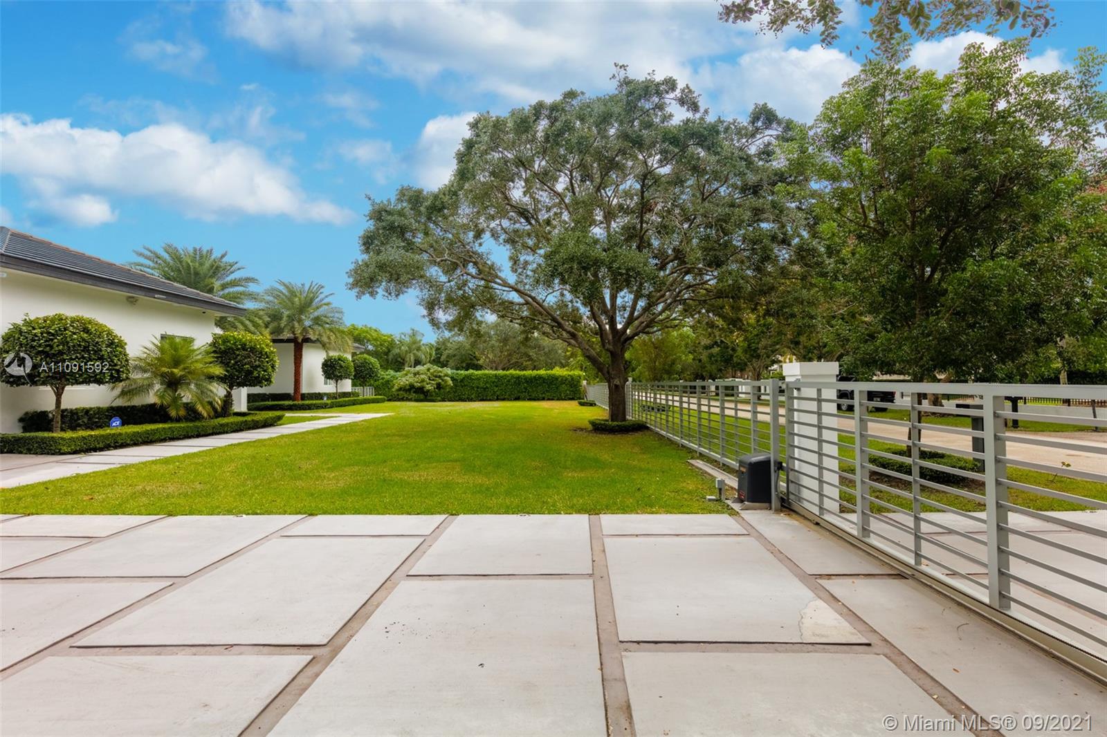 PINE TREE ESTATES - Residential