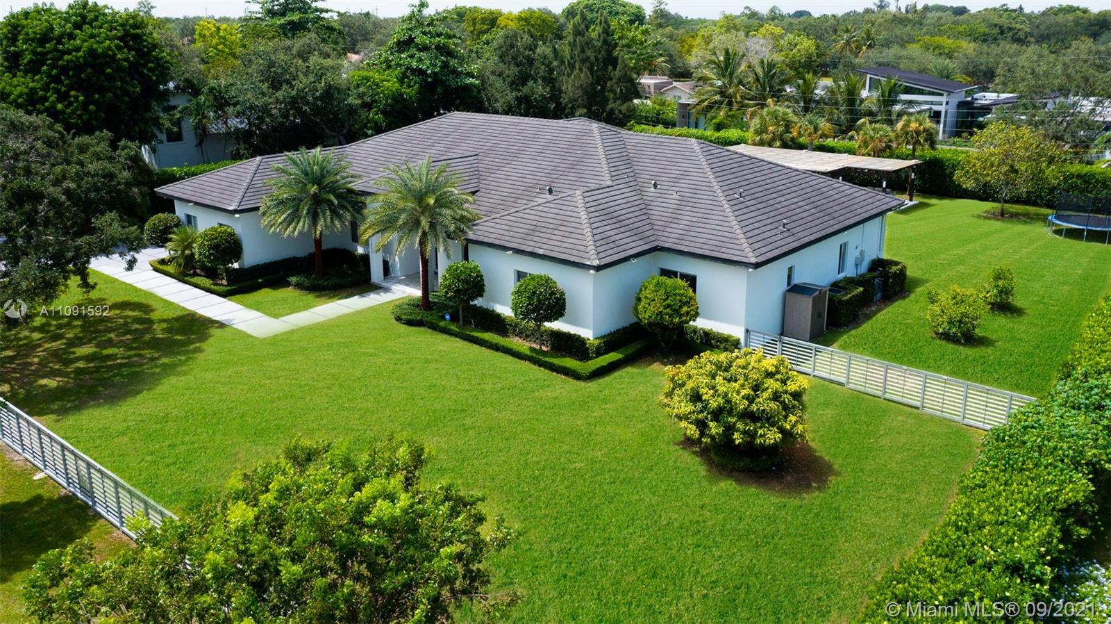 PINE TREE ESTATES - Residential