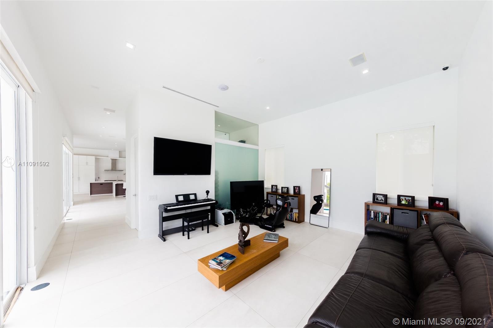 PINE TREE ESTATES - Residential