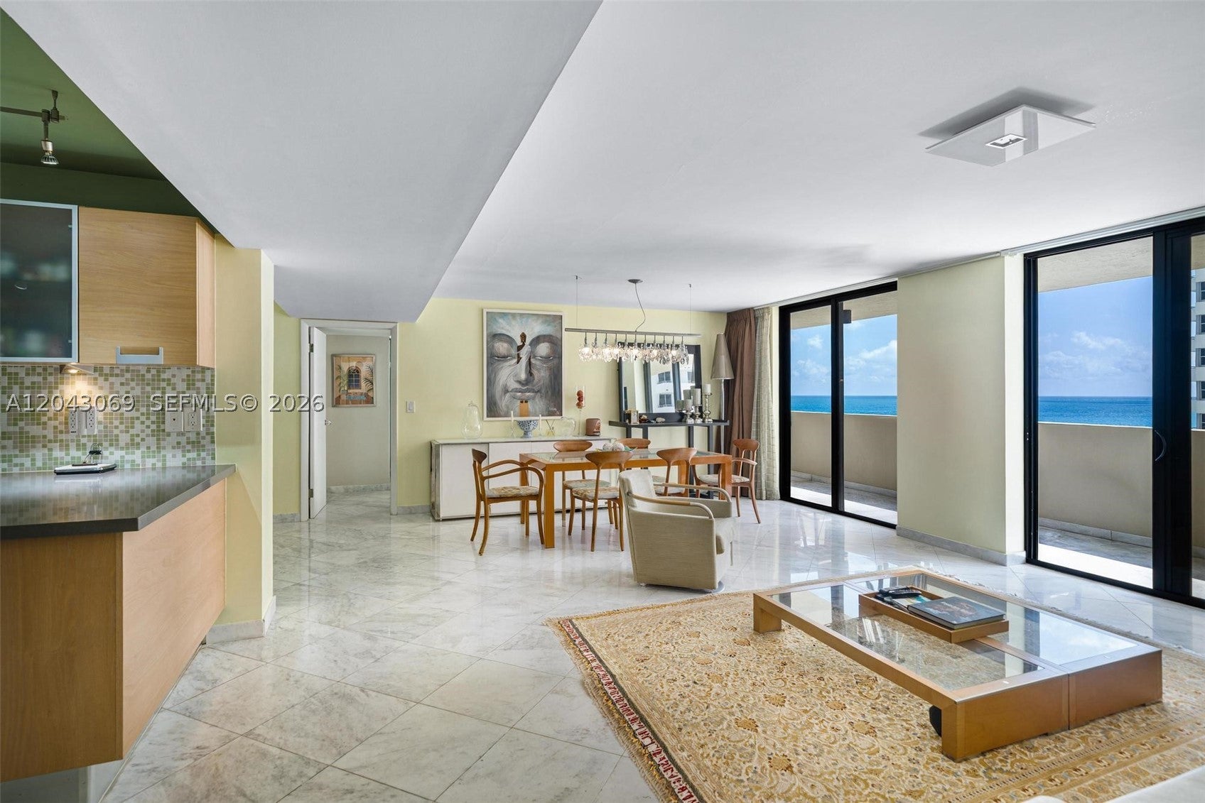 1623 Collins Ave PH1010