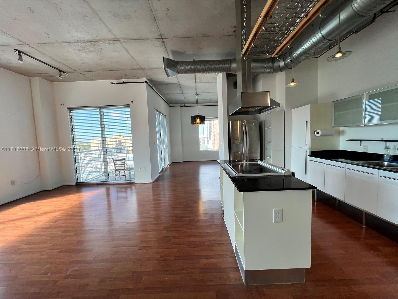 NEO CONDO - Residential