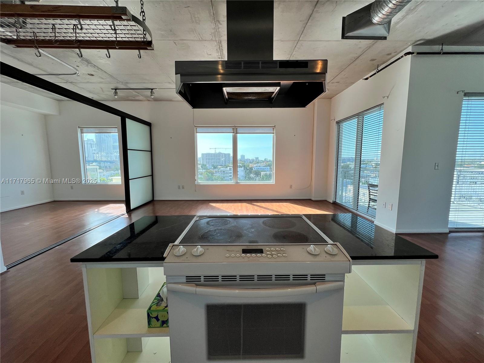 NEO CONDO - Residential