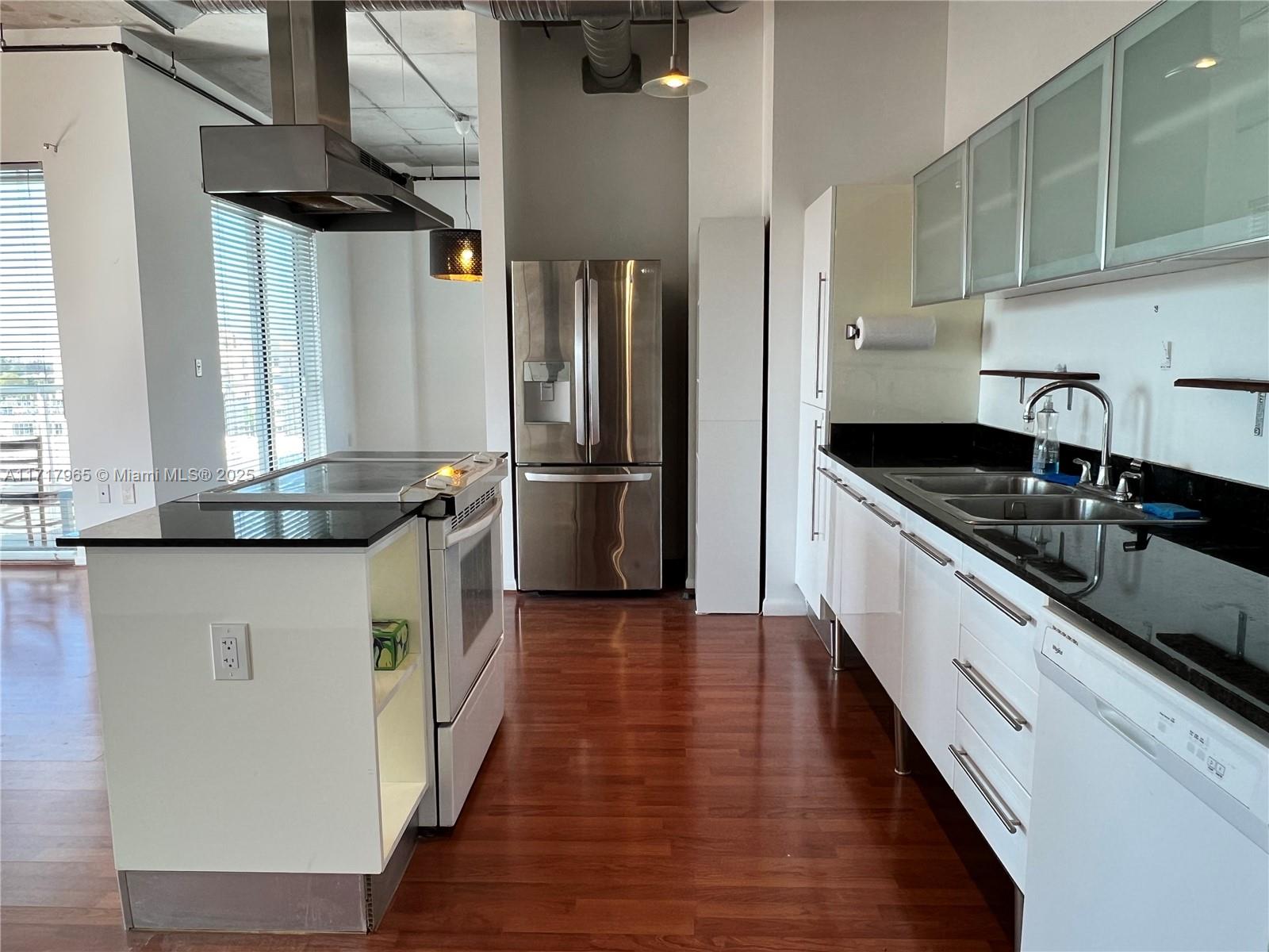 NEO CONDO - Residential