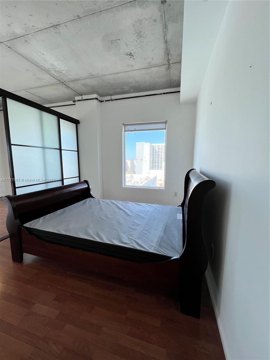 NEO CONDO - Residential