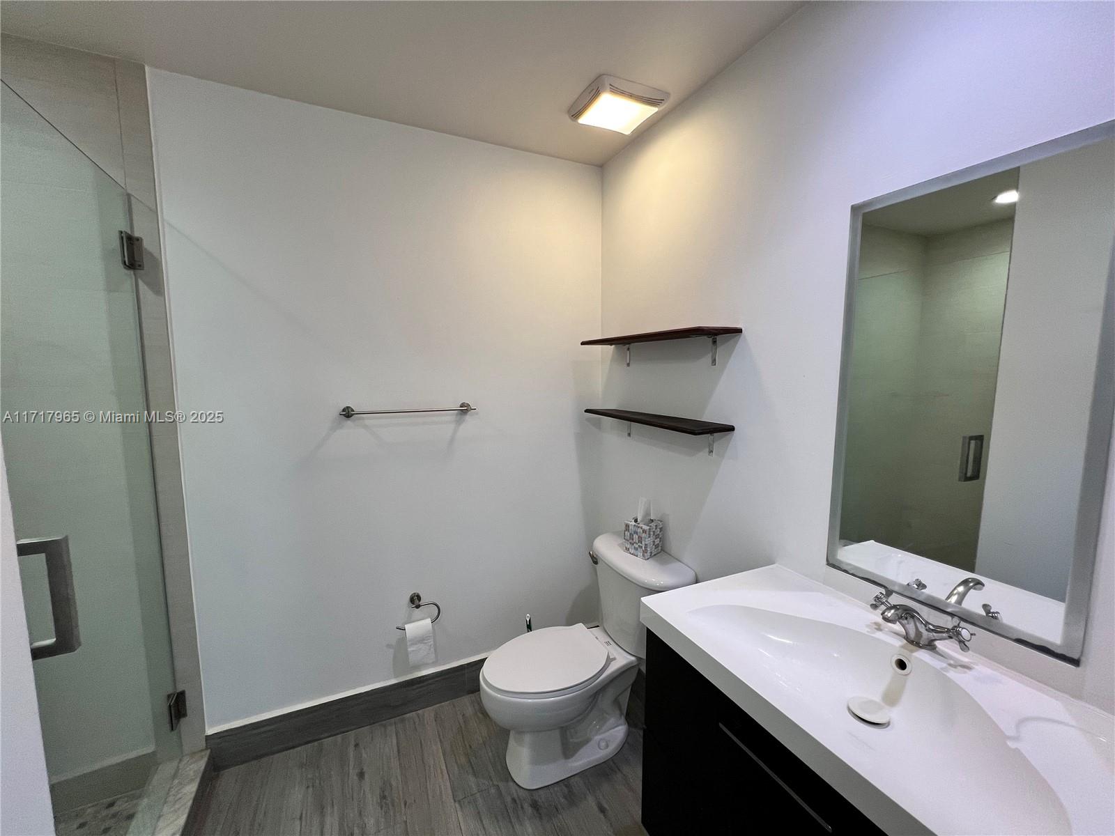 NEO CONDO - Residential