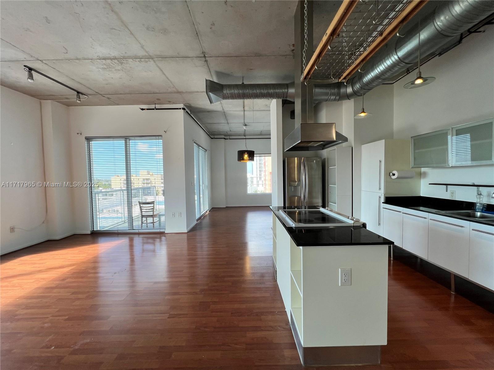 NEO CONDO - Residential