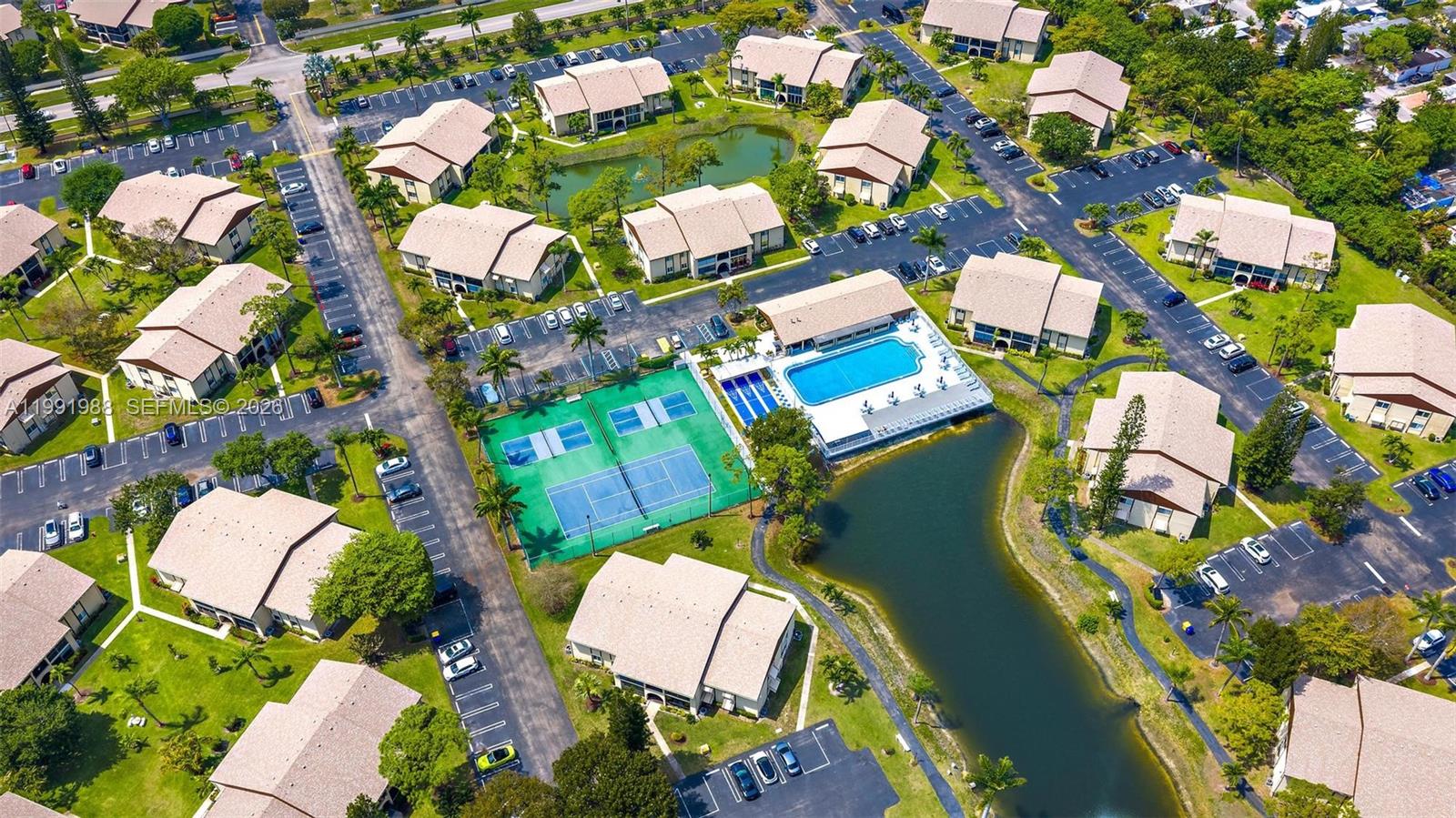 PINE RIDGE III CONDO - Residential