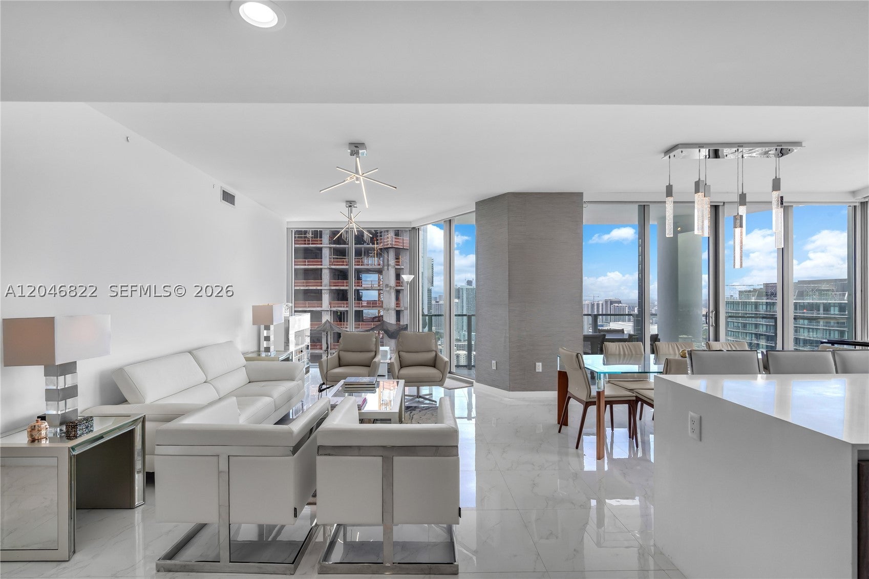 2900 NE 7th Ave 4308