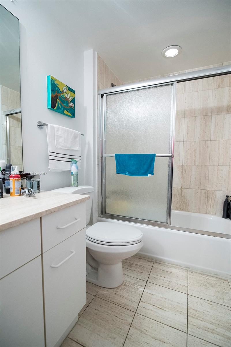 North Tower At The Point - Residential Lease