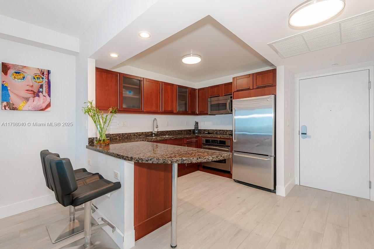 RONEY PALACE CONDO - Residential