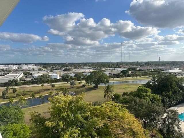 HILLCREST EAST NO 24 COND - Residential