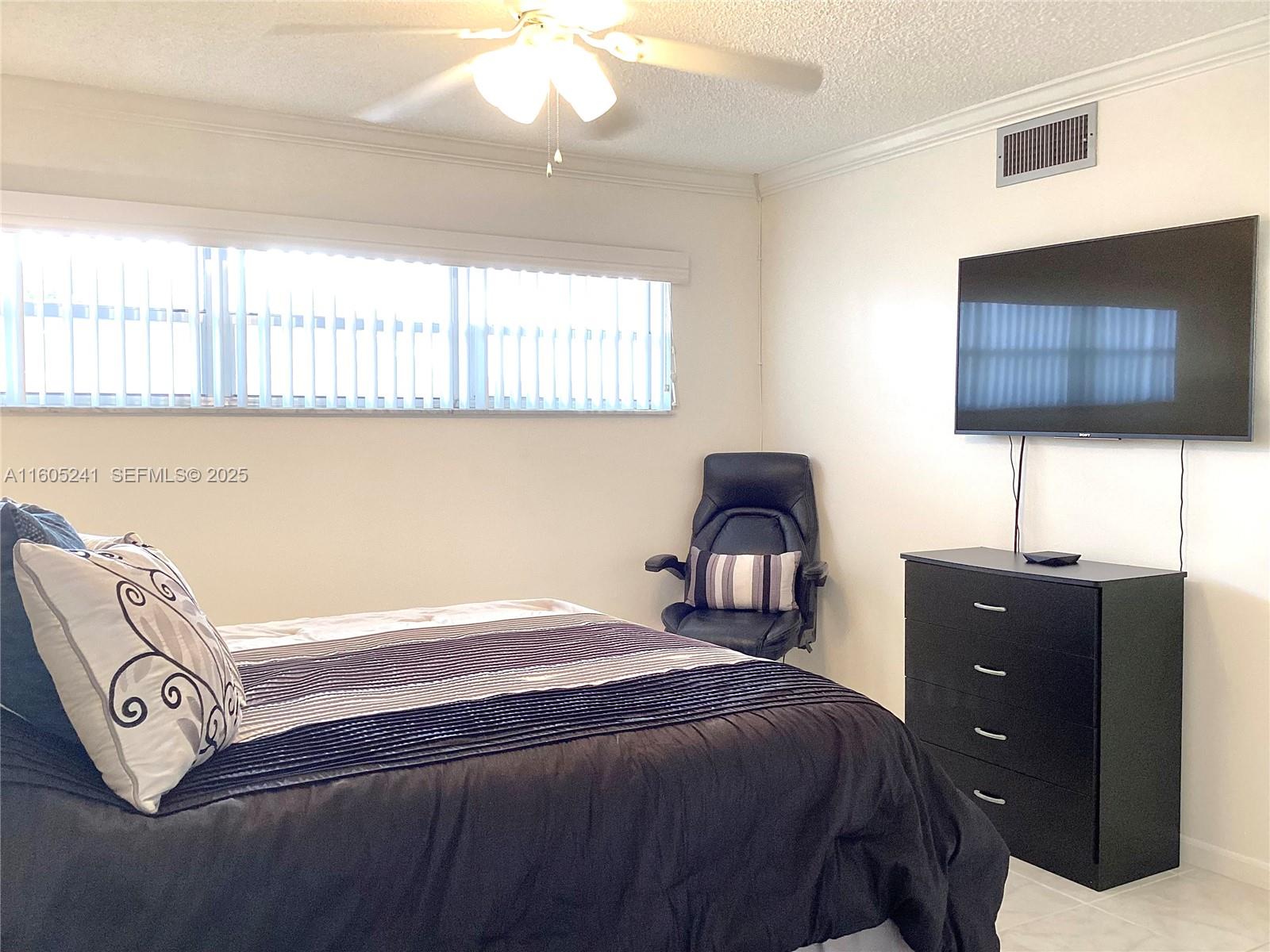 HOLLYBROOK GOLF AND TENNIS - Residential