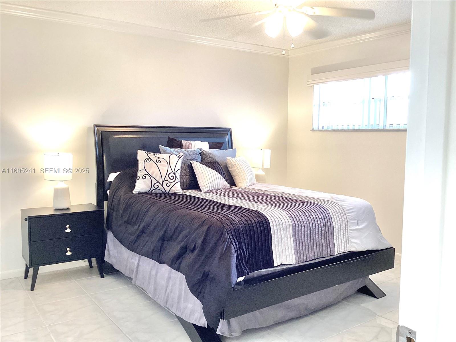 HOLLYBROOK GOLF AND TENNIS - Residential