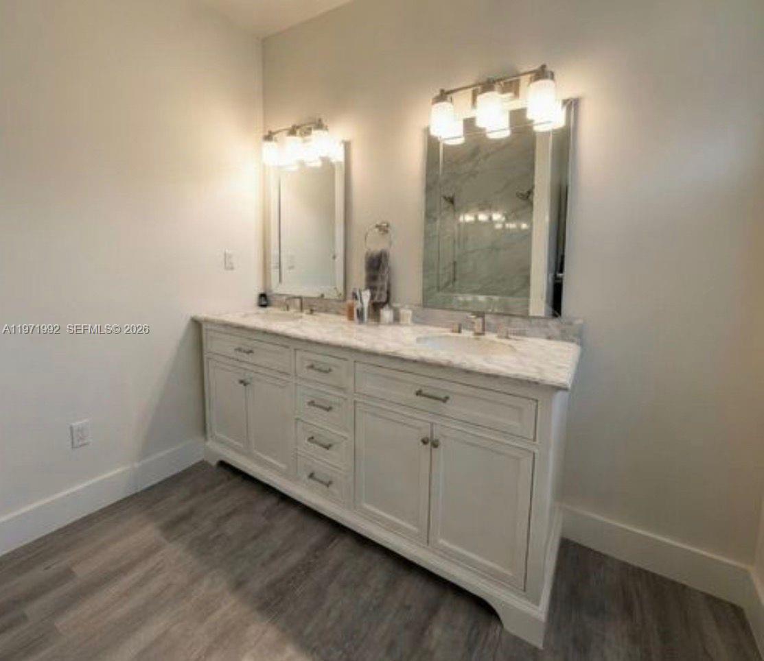 GOLDCOASTER MOBILE HOME PA - Residential