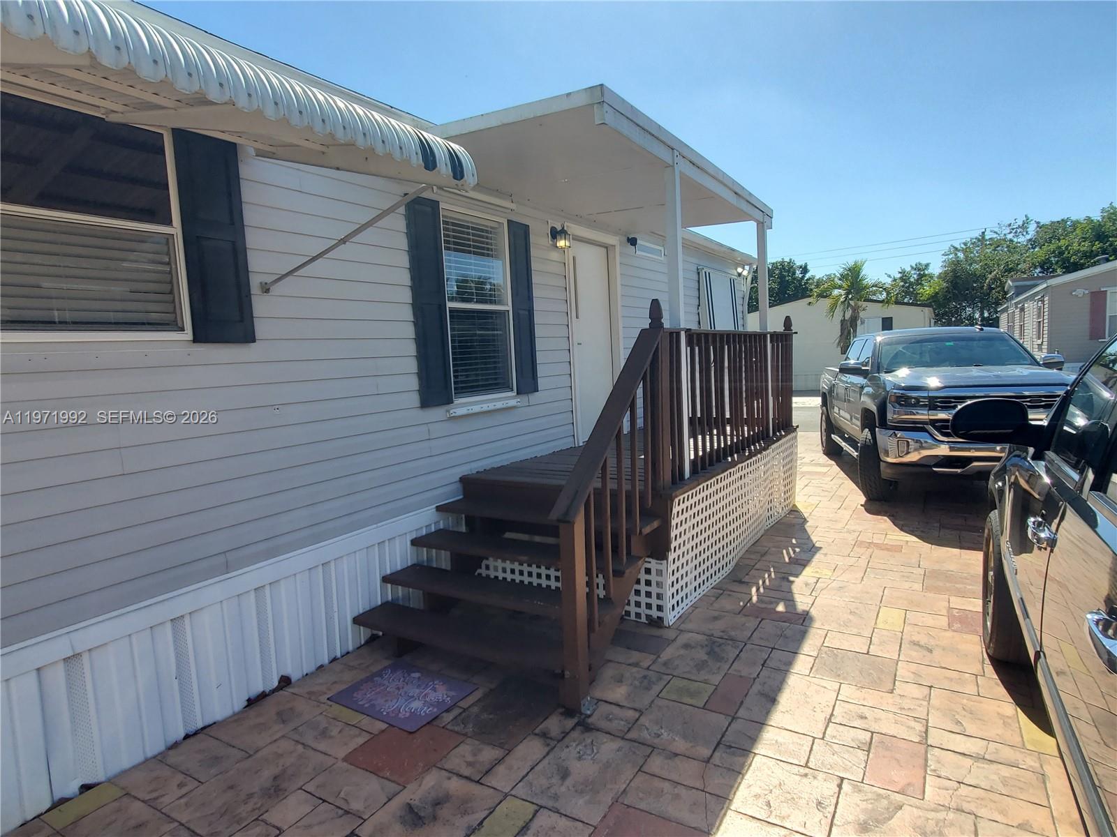 GOLDCOASTER MOBILE HOME PA - Residential