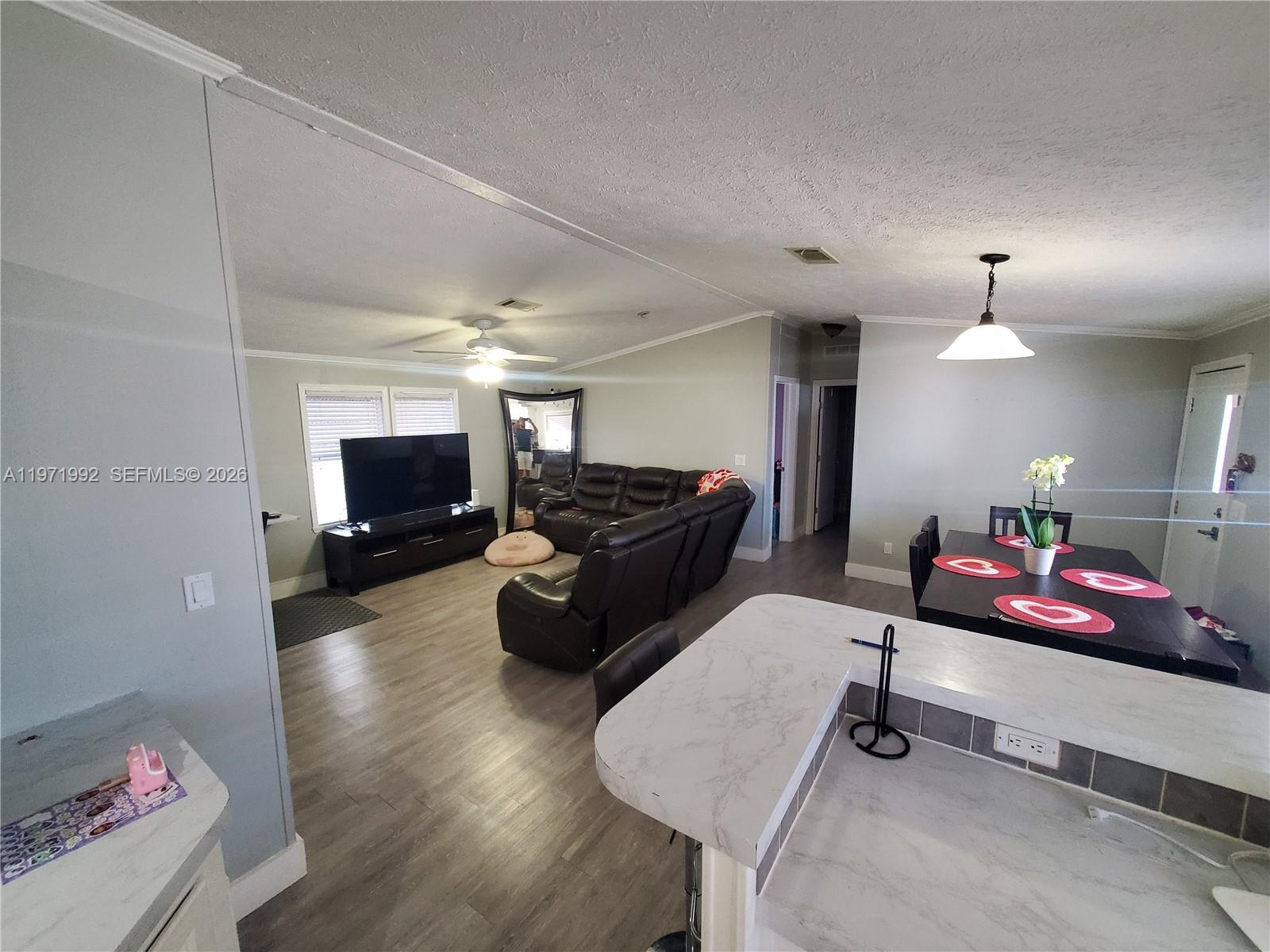 GOLDCOASTER MOBILE HOME PA - Residential