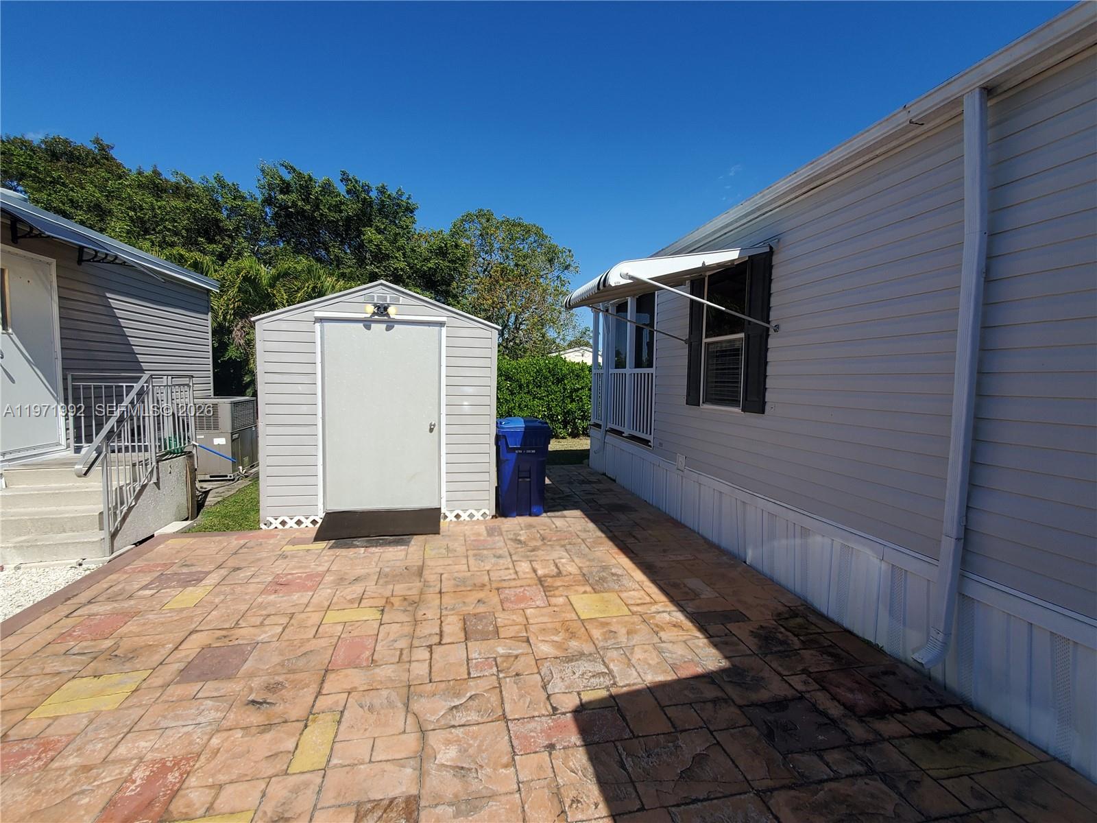 GOLDCOASTER MOBILE HOME PA - Residential