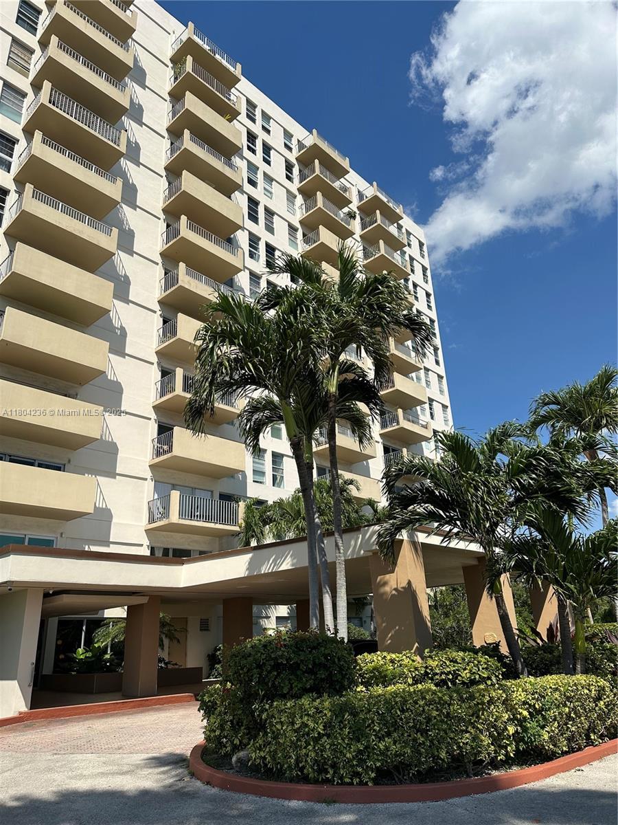 Property for Sale at 880 Ne 69th St 7Q, Miami, Broward County, Florida - Bedrooms: 1 
Bathrooms: 1  - $350,000